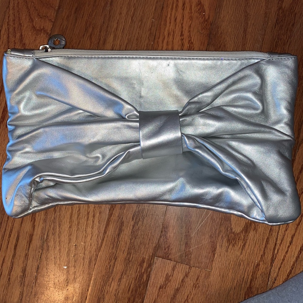 Penelope Ann clutch